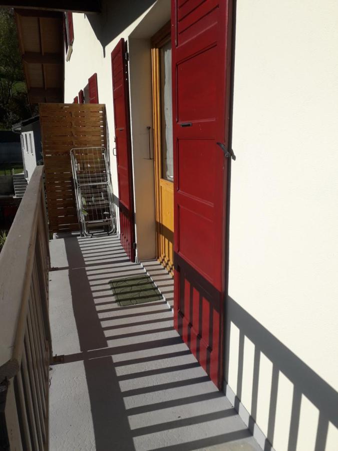 Enclos savoyard Appartement meublé 1chambre 1 canapé lits 3personnes Grand-Aigueblanche Esterno foto
