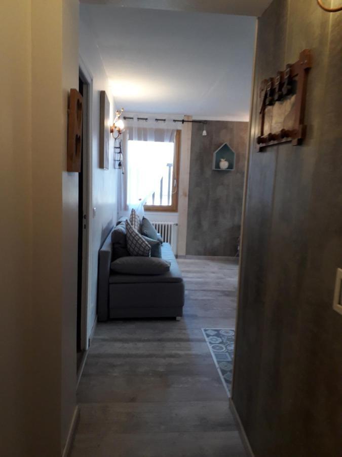 Enclos savoyard Appartement meublé 1chambre 1 canapé lits 3personnes Grand-Aigueblanche Esterno foto
